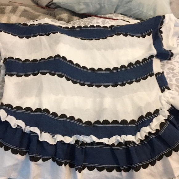 Shein Scalloped Crop Top - Picture 4 of 8